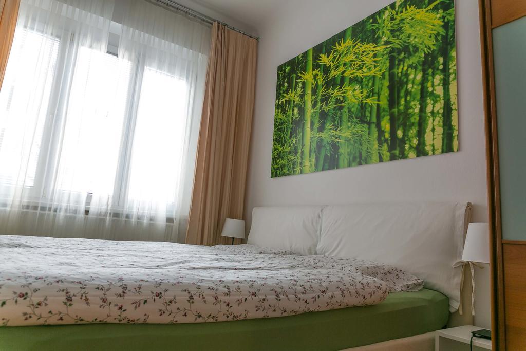 Tomas'S Apartment Любляна Экстерьер фото